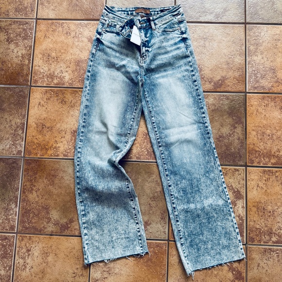 Judy Blue Denim - Judy Blue The It Girl Wide Leg Jeans - 7/28